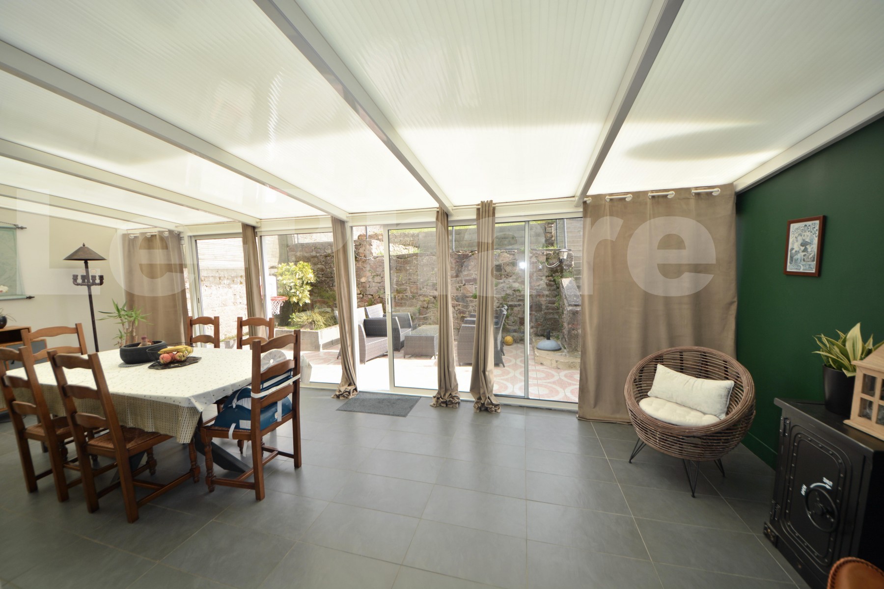 Maison 5 Pièce(s) EQUEURDREVILLE-HAINNEVILLE