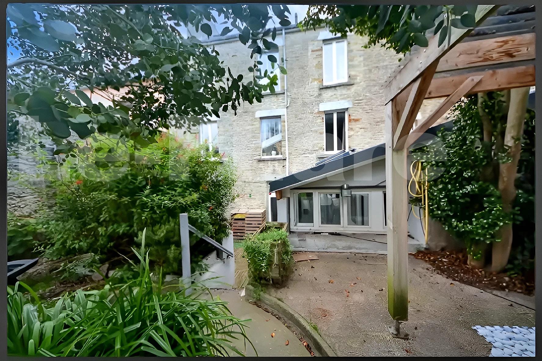 Maison 11 Pièce(s) CHERBOURG