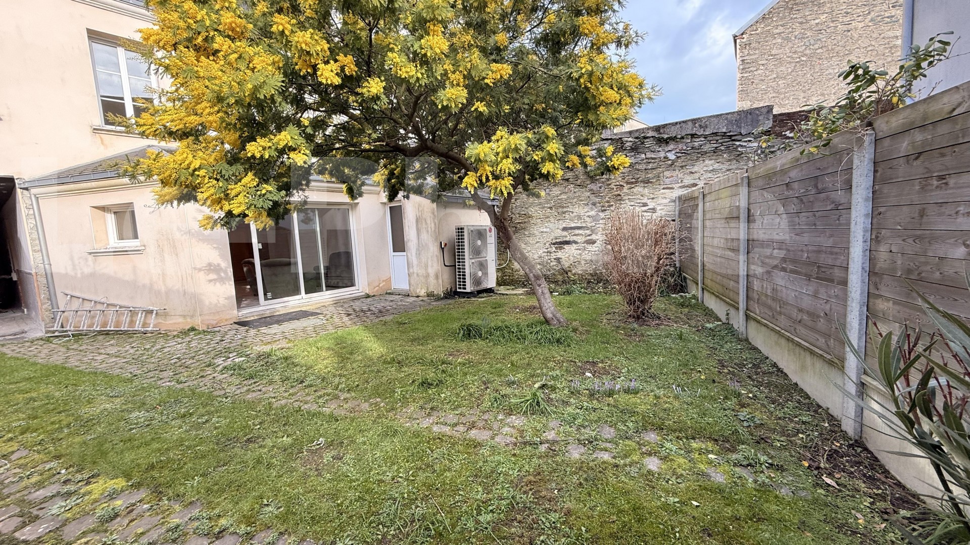 Maison de ville 8 Pièce(s) CHERBOURG-EN-COTENTIN