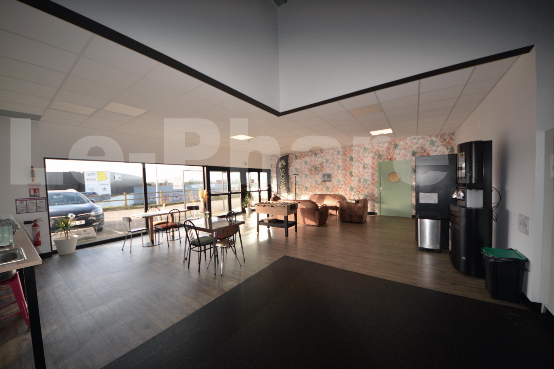 Local d'activités  LA GLACERIE